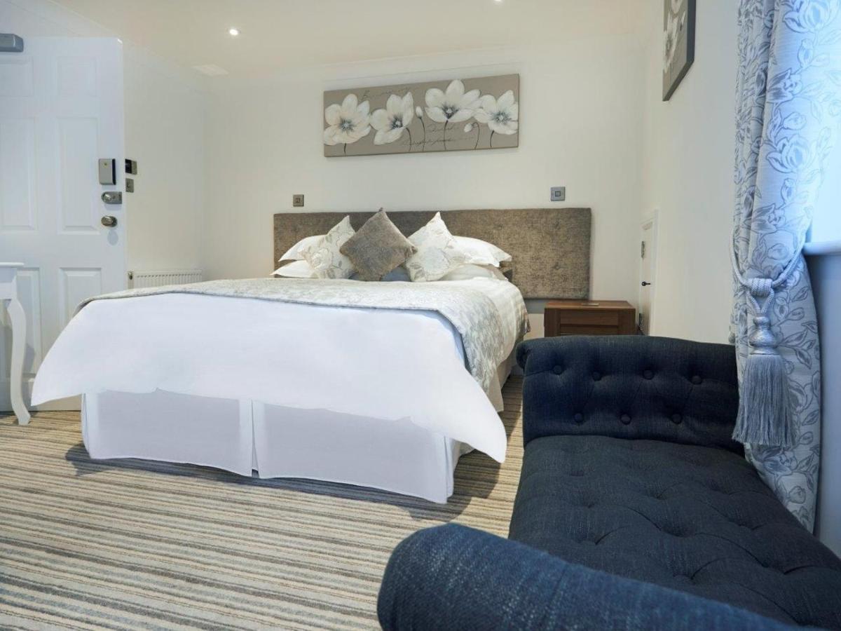 Hotel The Rose And Crown Thorpe-le-Soken Exteriér fotografie